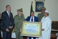 مواطنو وأعيان غرداية يكرمون الجيش الوطني الشعبي