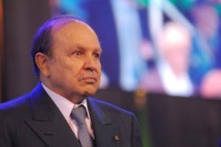 بوتفليقة في سباق لإقناع قرابة 70 بالمائة من الناخبين بالتوجه لصناديق الاقتراع