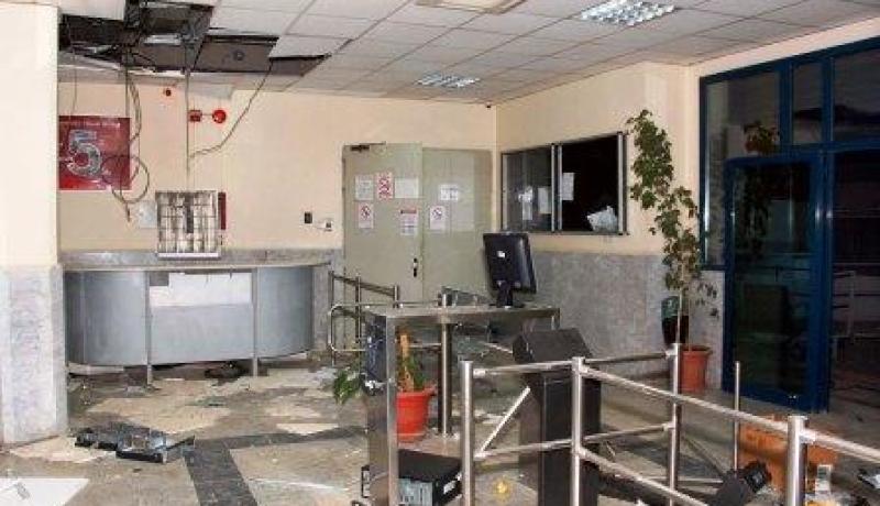 خسائر بـ5 مليون دولارو 4 آلاف جزائري يحالون على البطالة