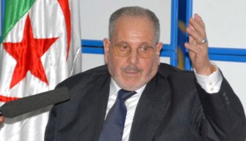 سنفرج قريبا عن القانون الأساسي لعمال القطاع