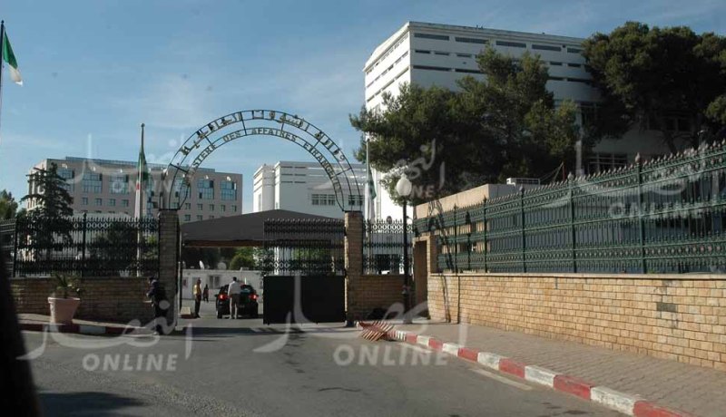 وزارة الشؤون الخارجية: الجزائر تتابع بانشغال الأزمة الحاصلة بين السعودية وكندا
