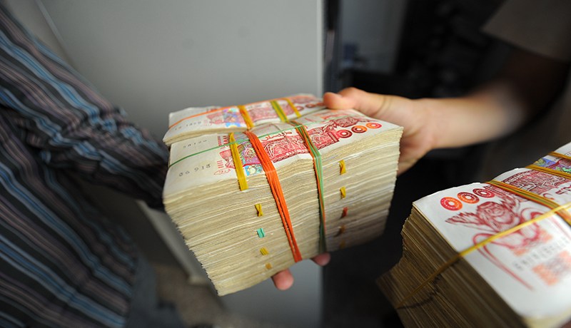 سيدة تنصب على رجل أعمال وتسلبه 240 مليون بعدما أوهمته بالزواج
