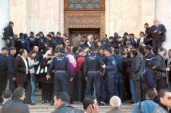 بعد الأحزاب والتّنظيمات الحقوقية. شباب ''الفايسبوك'' يفشل في تنظيم مسيرة 19 مارس