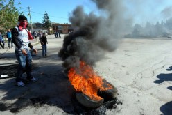 مواجهات دامية بين سكان حي‮ ‬أولاد منديل بالدويرة وقاطني‮ ‬العمارات المجاورة‮