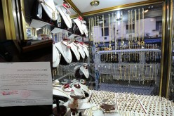 تجار الذهب يحتجّون بمقر مديرية التجارة لتسجيلهم في بطاقية الغشّاشين بميلة