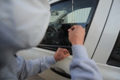 الدرك يفكك عصابة وطنية تقودها فتاة مختصة في سرقة السيارات في البيض