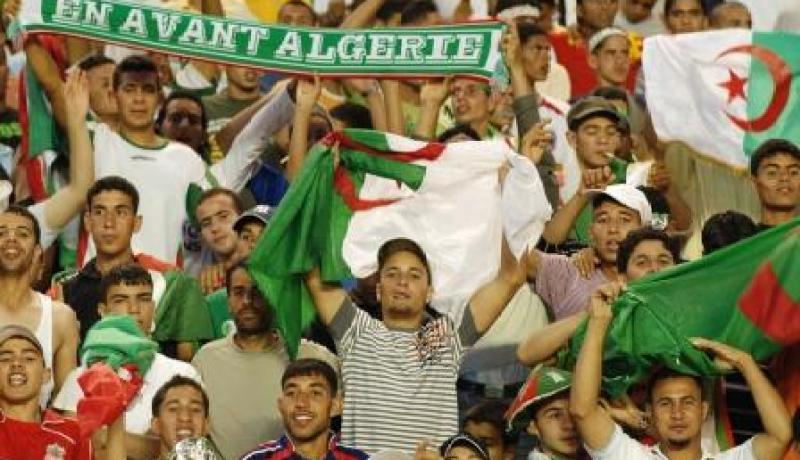الجزائر تتقلب على الجمر.. والكل يتكلم لغة النصر