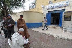 فتاة تورّط رئيس وكالة بريد و10 موظفات في سرقة أموال امرأة متوفاة في سكيكدة