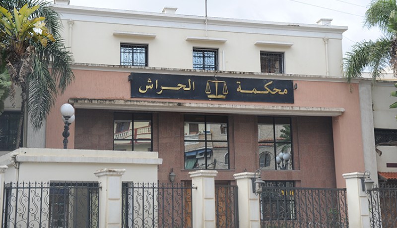 تبلغ عن ترويج زوجها للمخدرات بعدما عثرت بحوزته على ملابس نسوية