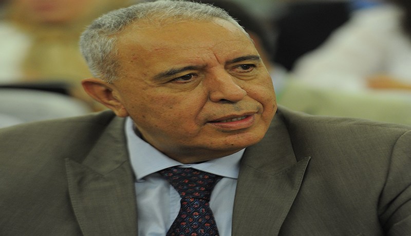 الثلاثية اجتماعية وليست سياسية