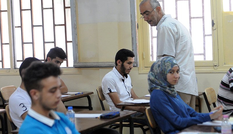 حرمان الأساتذة المتعاقدين من الحراسة في البكالوريا