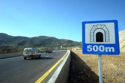 إطلاق إذاعـة خاصة بمستعملي الطرقـات فــي الطريـق السيار قريبا