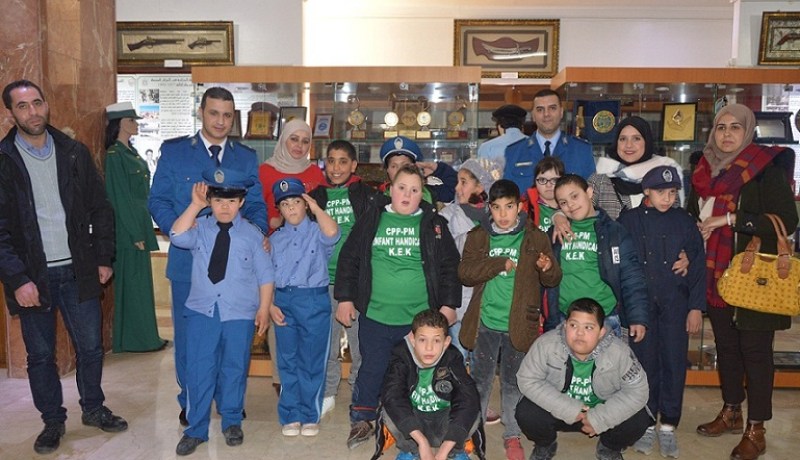 تنظيم زيارة لأطفـــال المركــز النفســي لخميس الخشنة إلى متحف الشرطة