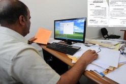 تؤمن لإطارات وهميين بوزارات saa