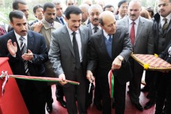 زرهوني‮ ‬يدشّن المعارض