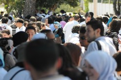 الأطباء العامون بالمؤسسات الاستشفائية يحتجون أمام مديرية الصحة في عنابة