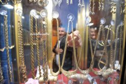 فتاة ضمن عصابة سطت على محل خطيبها المجوهراتي في برج منايل ببومرداس!