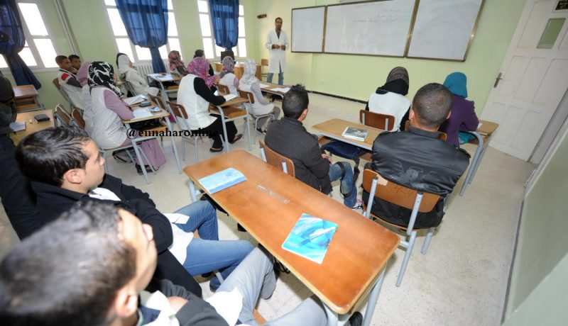 «الأستــاذ غيــر مجبــر علـــى تقديـــم الــدروس مساء الثـــلاثـــاء ويـــوم السبـــت»