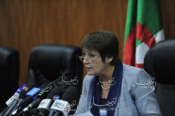 بن غبريت: إمضاء الأساتذة لتعهد بعدم تقديم دروس خصوصية مجرد إشاعة