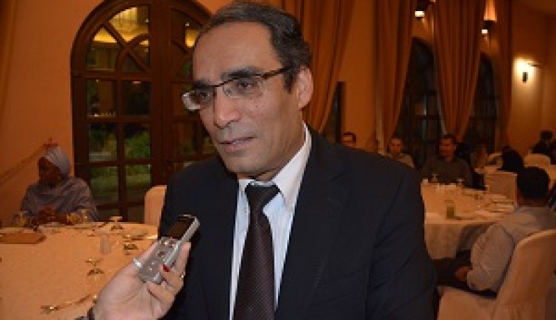 القنصل العام للجزائر في جدة يقف على وضع الحجاج الجزائريين المصابين