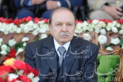 الرئيس بوتفليقة: يوم الطالب ذكرى لرفع العرفان لمن أثبتوا العزة للجزائر