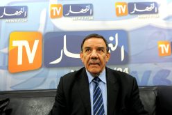 موسى تواتي..  المرأة الجزائرية أكبر من يخصص لها يوم واحد ولابد لها من عيد وطني
