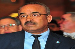 بدوي يحافظ على الرموز الوطنية