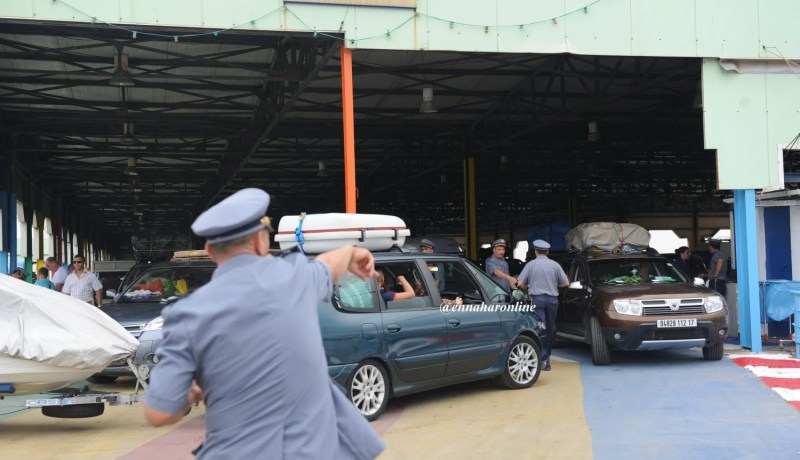 حبس 7 متهمين بينهم 4 جمركيين بتهمة تهريب أسلحة