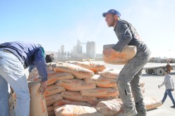 450 دينار سعر كيـس الإسمنـت في 2017