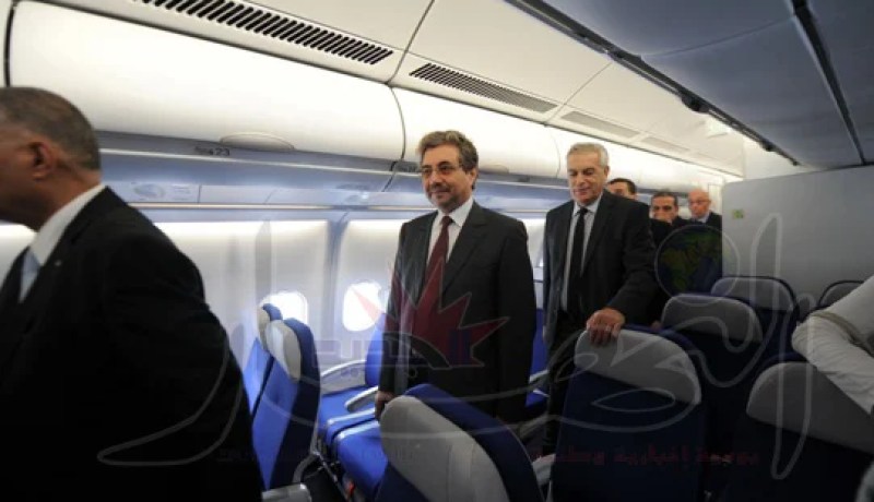 بودربالة يستلم طائرة جديدة ويؤكد على تحسين خدمات الجوية الجزائرية