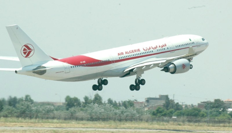 إلغاء نتائج مسابقات توظيف مضيفي‮ ‬الطيران بعد اكتشاف تلاعبات