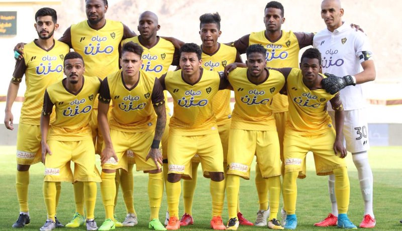 بالفيديو.. دوخة يسقط برباعية ضد الهلال