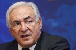 القبض على مدير الاف أم  إي دومينيك ستراوس بتهمة الاعتداء الجنسي