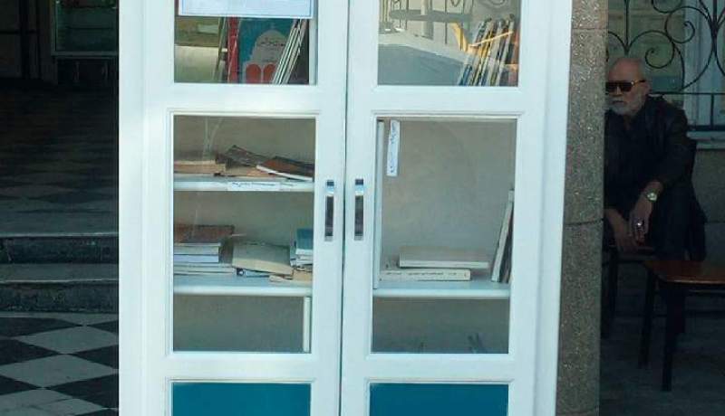 بالصور.. مبادرة “خذ كتابا وضع آخر” تلقى استحسان سكان البليدة