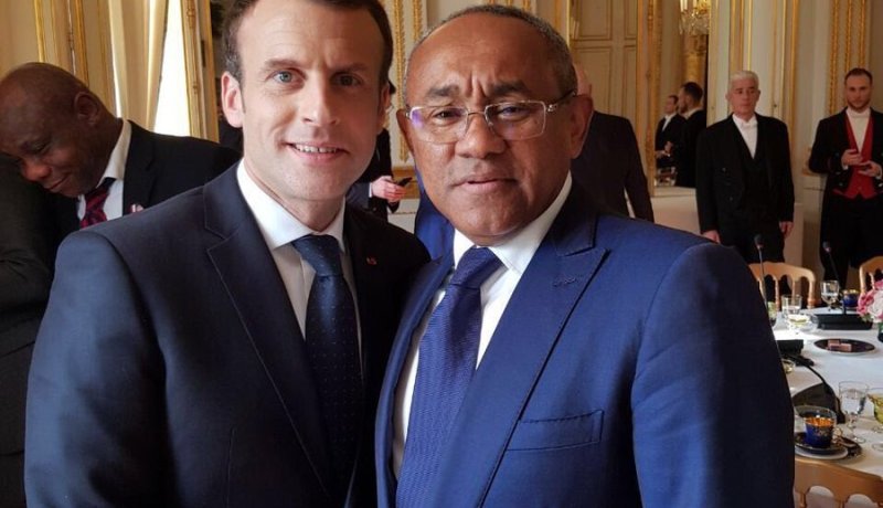 رئيس الكاف يحضر مأدبة عشاء بقصر الإيليزي على شرف جورج وياه