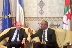 بالصور.. وصول وزير الخارجية الفرنسي إلى الجزائر