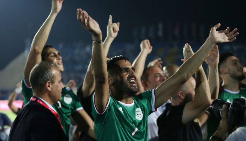 محرز: “نريد كتابة التاريخ وإسعاد الشعب الجزائري”