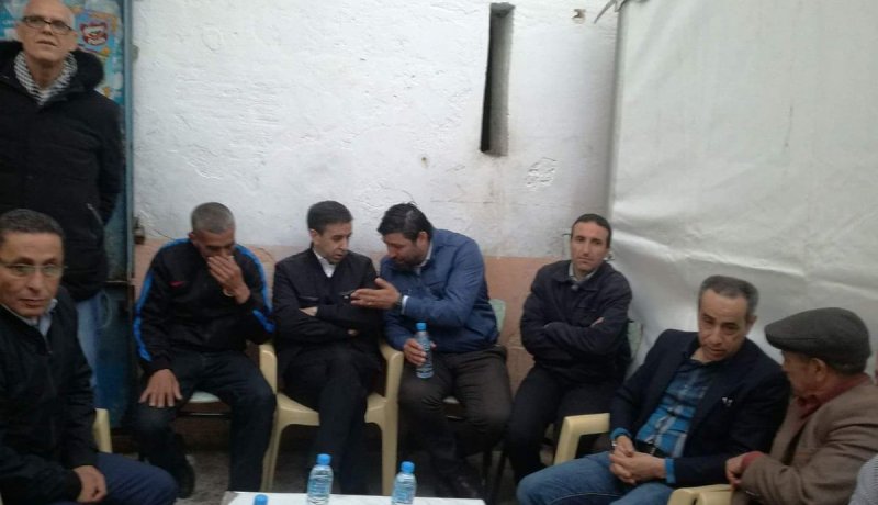 علي حداد يزور عائلة “بوريمان” ويعدها بسكن