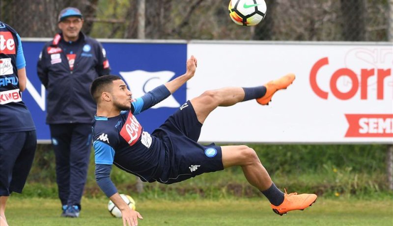 “أوناس” قضية الساعة في “نابولي”!!