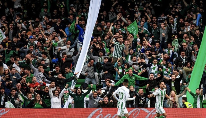 بودبوز يحمل آمال جماهير الأندلس !!