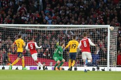 الأتلتيكو يُجبر أرسنال على التعادل ويقترب من نهائي “اليوروباليغ”