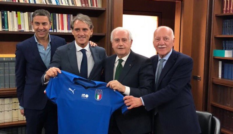 رسميا.. مانشيني المدرب الجديد لـ “إيطاليا”  