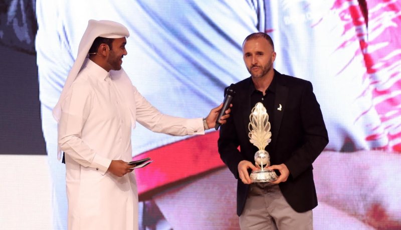 بلماضي يُتوّج بجائزة أفضل مدرب في قطر !
