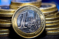 نائب رئيس بنك الاستثمار الأوروبي نتفاوض مع الجزائر لمنحها قرضا ماليا