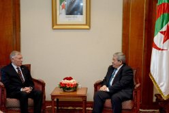 بالصور.. أويحي يستقبل هورست كوهلر