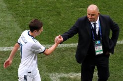 بالصور.. روسيا تقوم بإجراء أول تغيير رابع في تاريخ المونديال