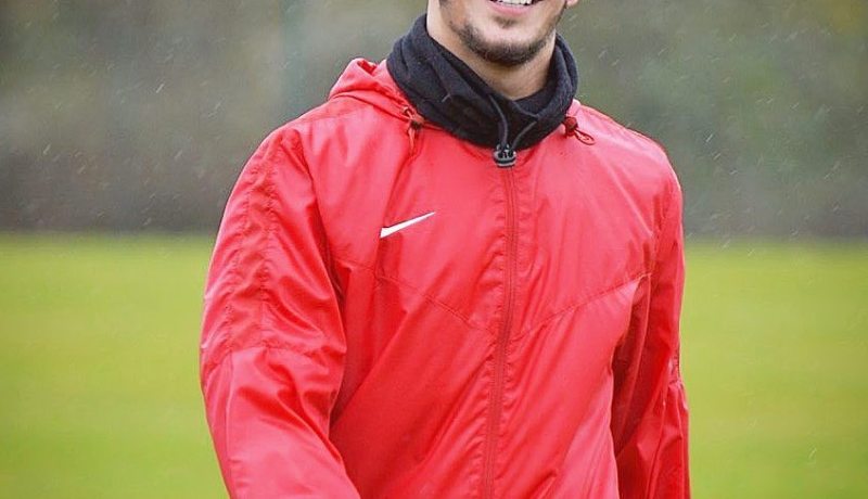 بن رحمة اليوم في إنجلترا لترسيم إنضمامه لناديه الجديد