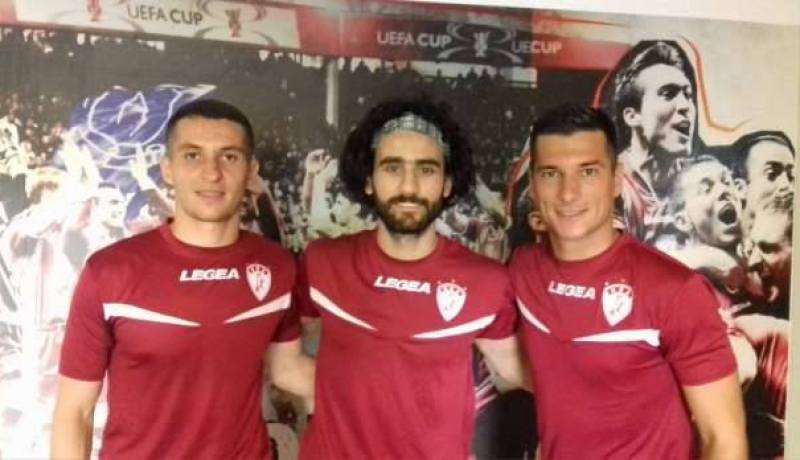 بالصور.. لاريسا اليوناني يُقدم نجمه الجزائري الجديد