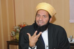 «يجب احترام حرية المنقّبات كما تحترم حرية المتبرّجات»