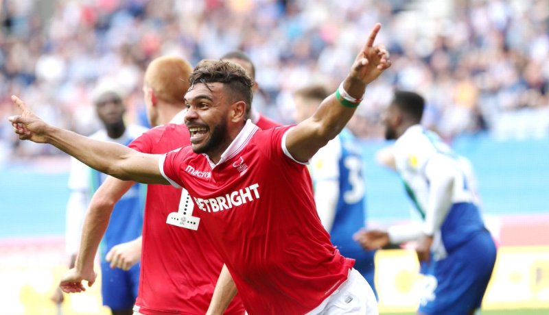 هلال سوداني: “حققت حلمي باللعب في إنجلترا”